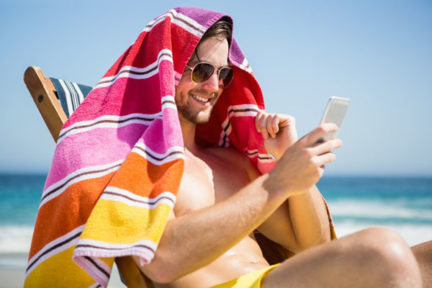 Простые советы, как уберечь свой смартфон от перегрева в жару