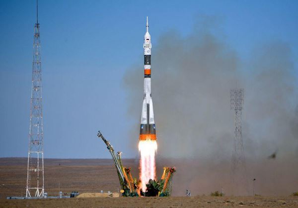 В России придумали, как доставить космонавтов на Луну без сверхтяжёлых ракет